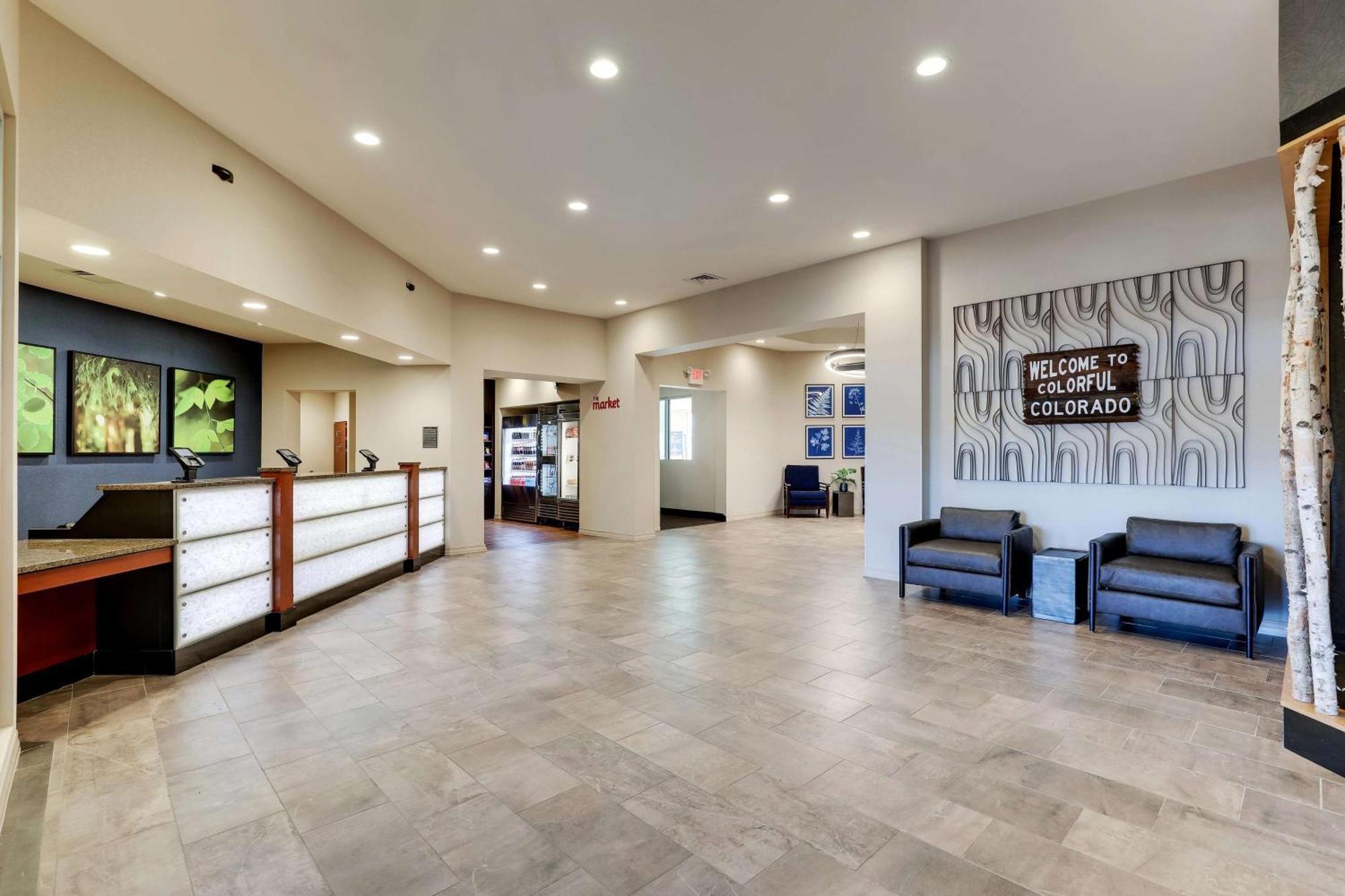 Drury Plaza Hotel Denver Уестминстър Екстериор снимка